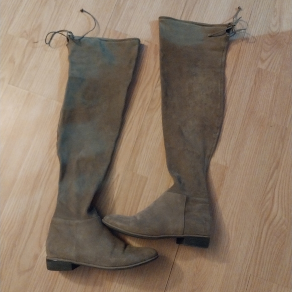 Boots size 9 spring - Picture 1 of 4